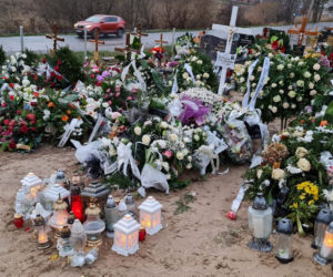 15-latka dwa dni czekała na karetkę i zmarła. Pogotowie odpowiada na zarzuty rodziny