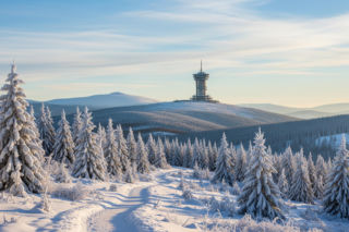 Trójgarb zimą. Czy szlak ze Szczawna-Zdroju naprawdę zachwyca?