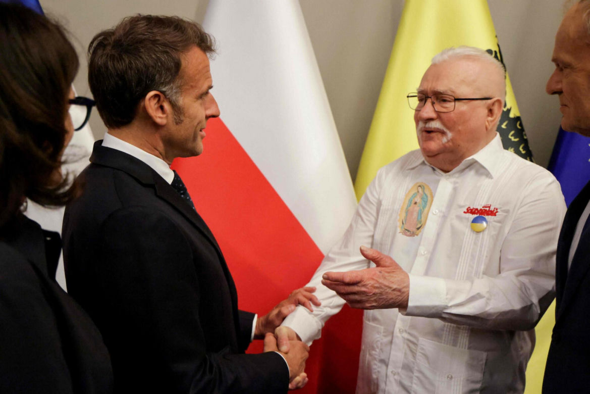 Macron i Wałęsa w Gdańsku. Te zdjęcia mówią więcej niż tysiąc słów