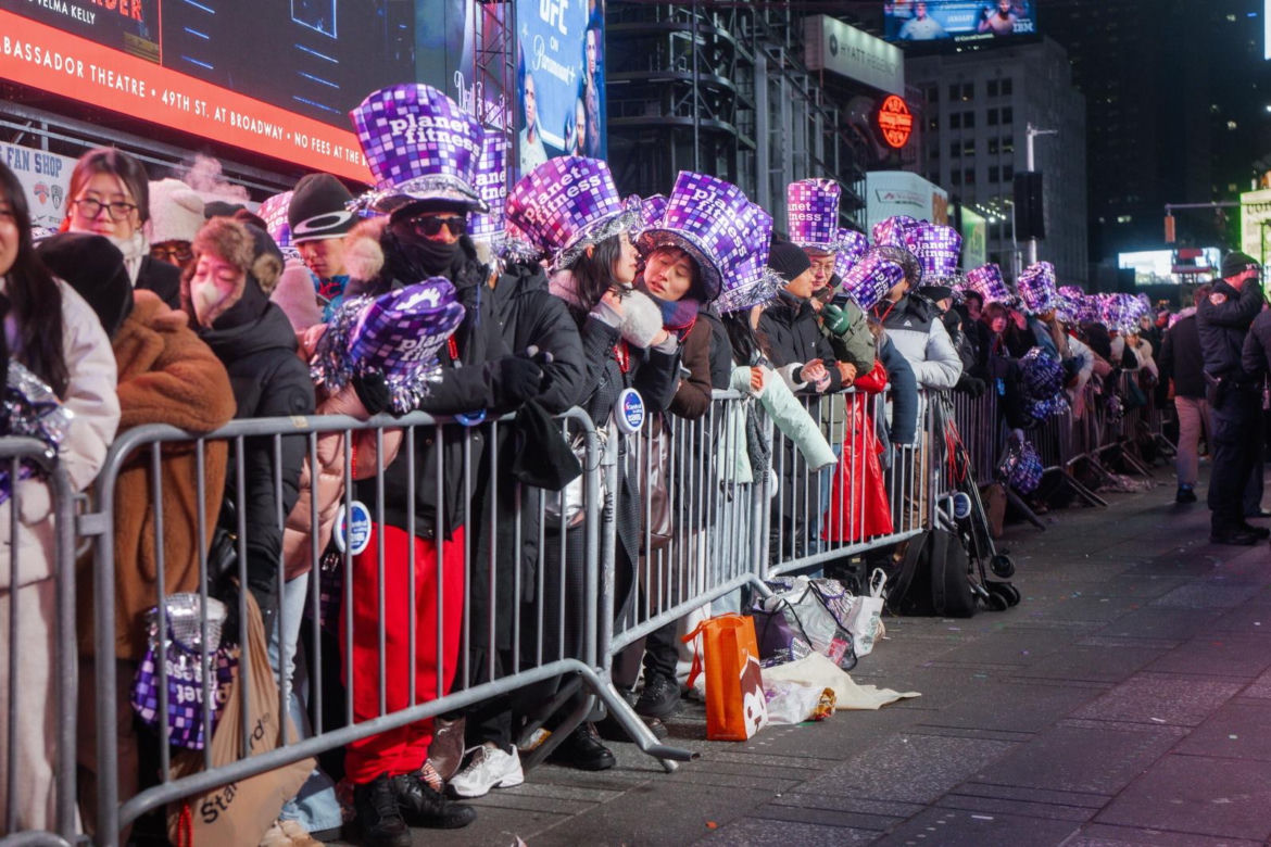 Tłumy powitały Nowy Rok 2026 na nowojorskim Times Square
