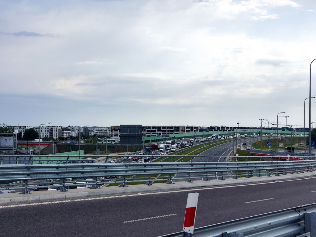 Strażacy zamknęli tunel Południowej Obwodnicy Warszawy. "Trwa sprawdzanie obiektu"