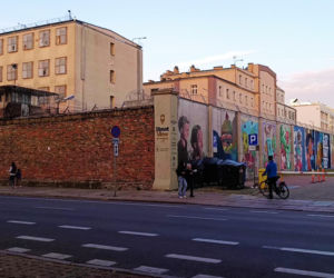 Street-art na murach aresztu