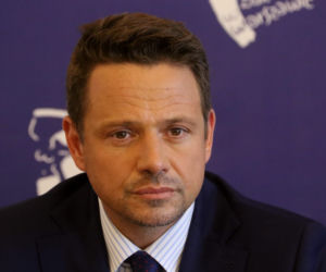 Tak zmieniały się fryzury Rafała Trzaskowskiego