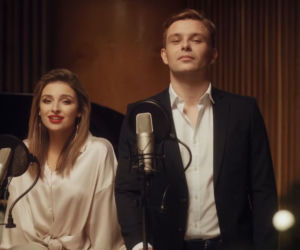 Barwy szczęścia. Olga Jankowska, Marek Molak - świąteczna piosenka „Hej ludzie, idą święta!”