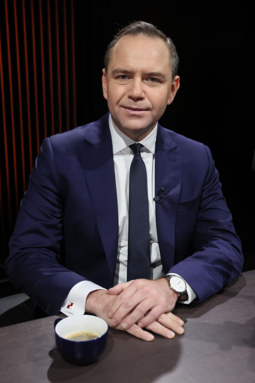 Styl Rafała Trzaskowskiego i Karola Nawrockiego