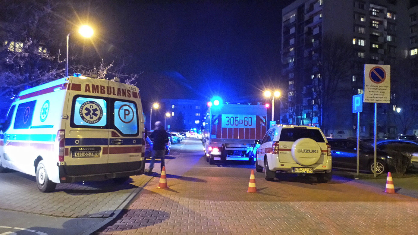 Kilka zastępów straży pożarnej, policja, pogotowie i ratownictwo chemiczne. Akcja strażaków w Bieńczycach