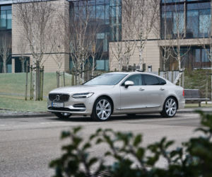 Volvo S90 D4