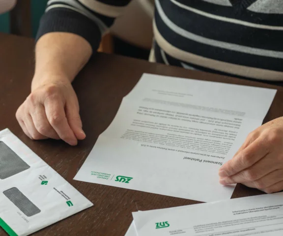 Twój PIT z ZUS nie dotarł? Sprawdź, jak uniknąć problemów z rozliczeniem