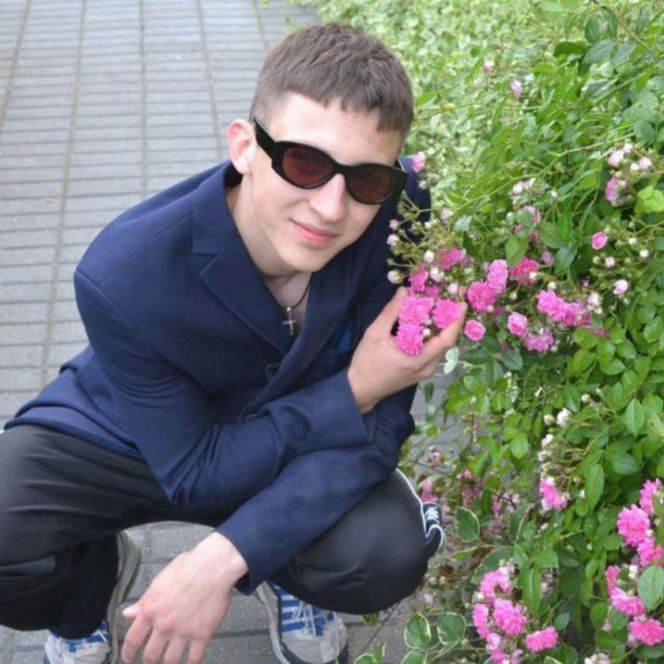 Chciał kupić rodzicom dom nad morzem". Nie zrobi tego, bo nie żyje. Na 18-letniego Dymytro spadł kocioł