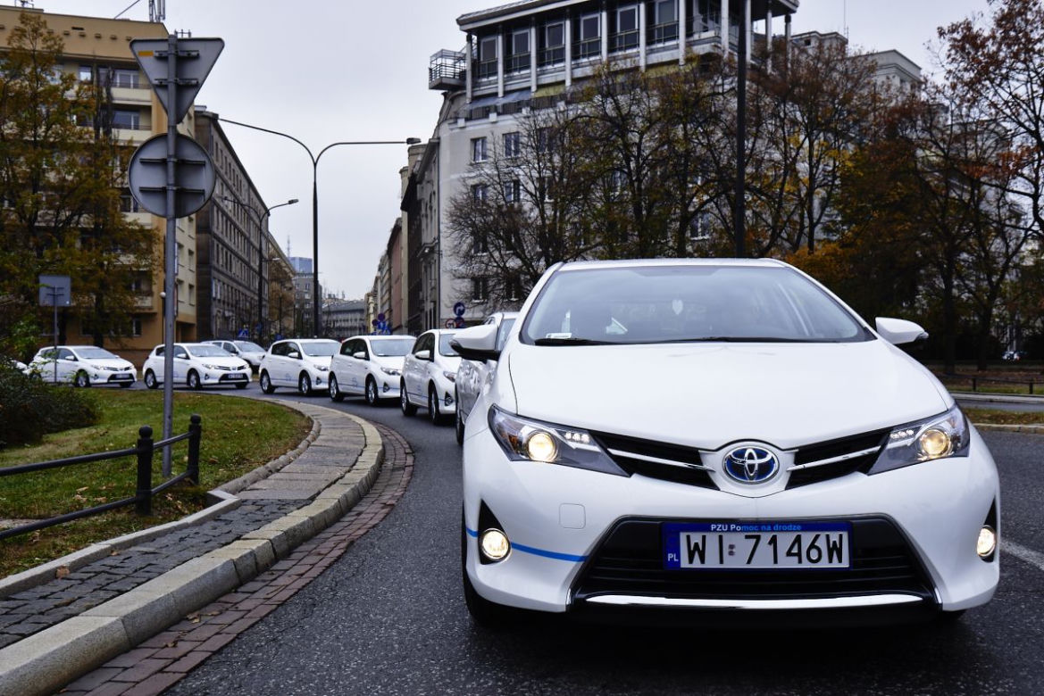 Toyota Auris Hybrid PZU