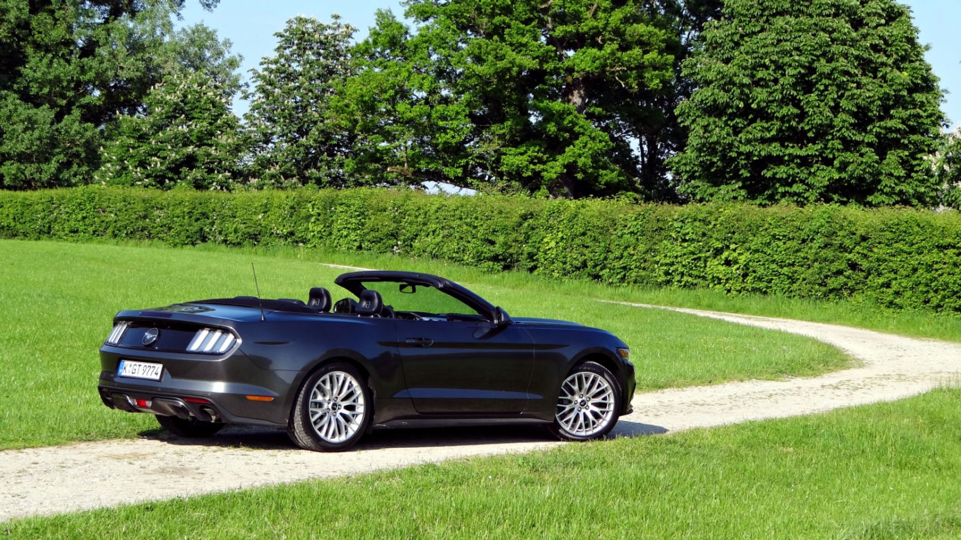 Ford Mustang Convertible 2.3 EcoBoost