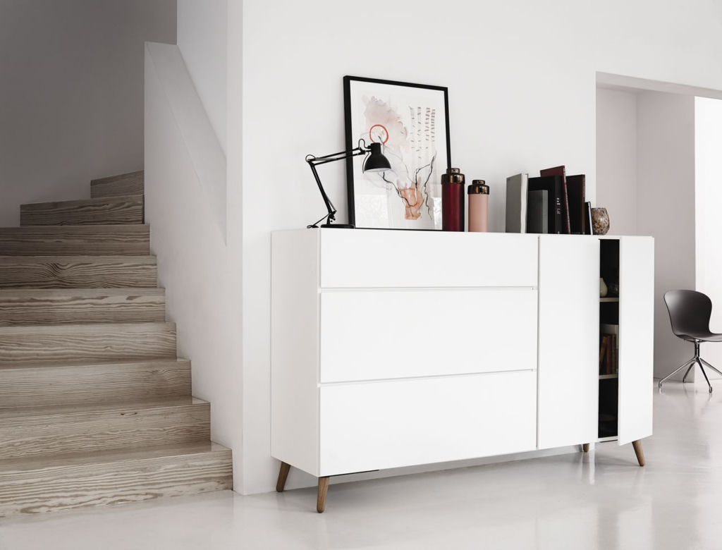 Nowy trend: komoda na nóżkach w stylu lat 50tych