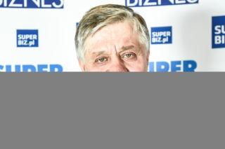 KRZYSZTOF JURGIEL