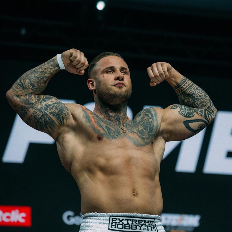 FAME MMA 13