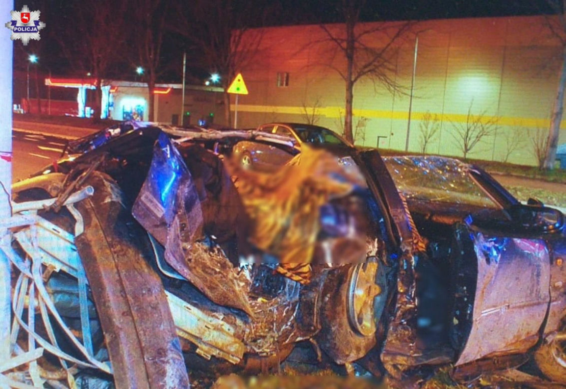 Grób 18-letniego Patryka. Kierował audi, które roztrzaskało się w Lublinie. Zginęło 3 nastolatków