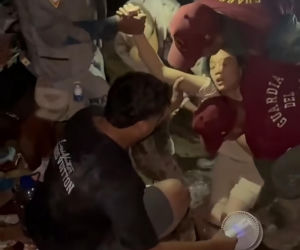 Pokazali, jak wyciągają ludzi spod gruzów! Wszystko widać na nagraniu
