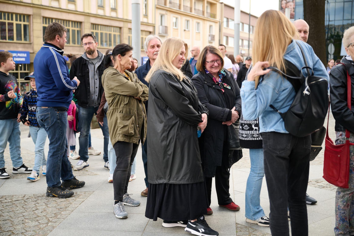 Gigantyczna kolejka w Olsztynie. Wszyscy chcieli zwiedzić to miejsce