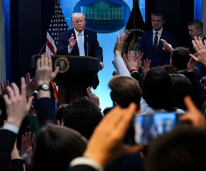 USA większym zagrożeniem niż Chiny? Ameryka pod rządami Trumpa postrzegana negatywnie