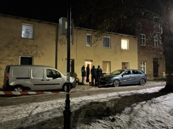 Tragedia w Chełmnie! Matka i trójka dzieci nie żyją po zatruciu czadem