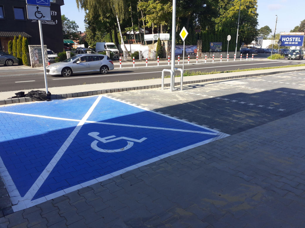 Budowa sklepu Aldi w Starachowicach na finiszu