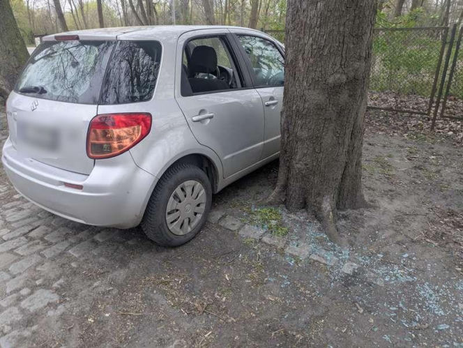 27-latek wyrzucony z pociągu wpadł w szał. Poważne straty przy stacji kolejowej na Dolnym Śląsku