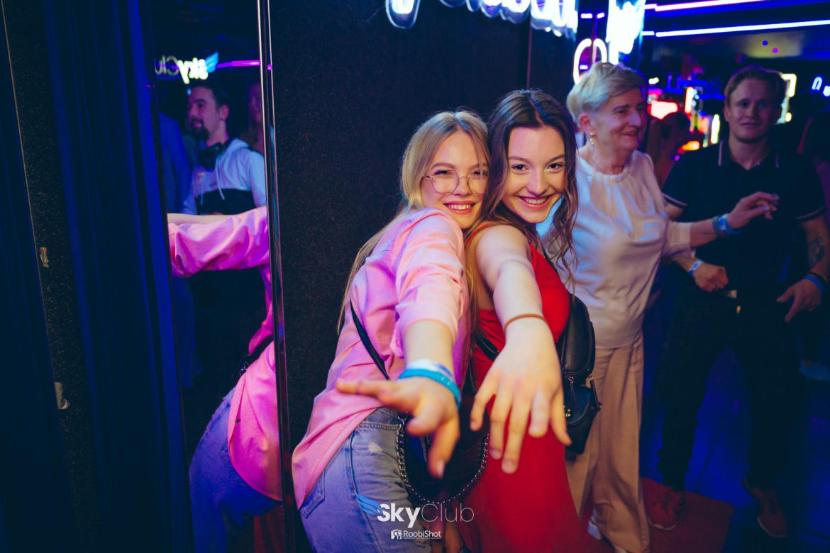  Tak bawił się Białystok w ostatni weekend. Piękne dziewczyny jak zwykle zdarły parkiet! 