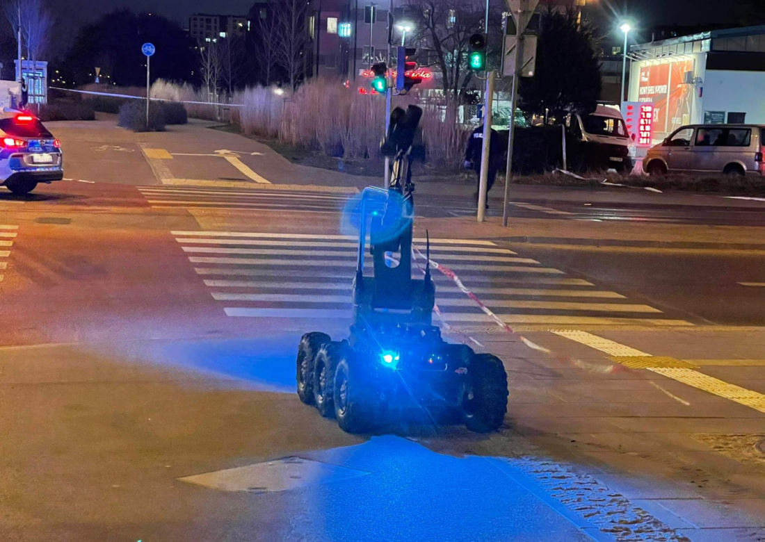 Ładunek wybuchowy na stacji benzynowej przy Wolskiej!? Zamknięto kilka ulic