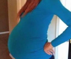 Zabił ją PORÓD CZWORACZKÓW! Młoda mama zmarła po urodzeniu trzech córeczek i synka