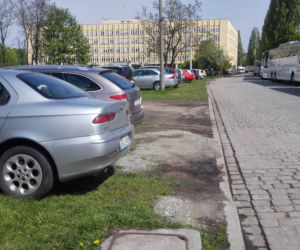 Za część parkingów w centrum Wrocławia płacimy nielegalnie? Zobacz!