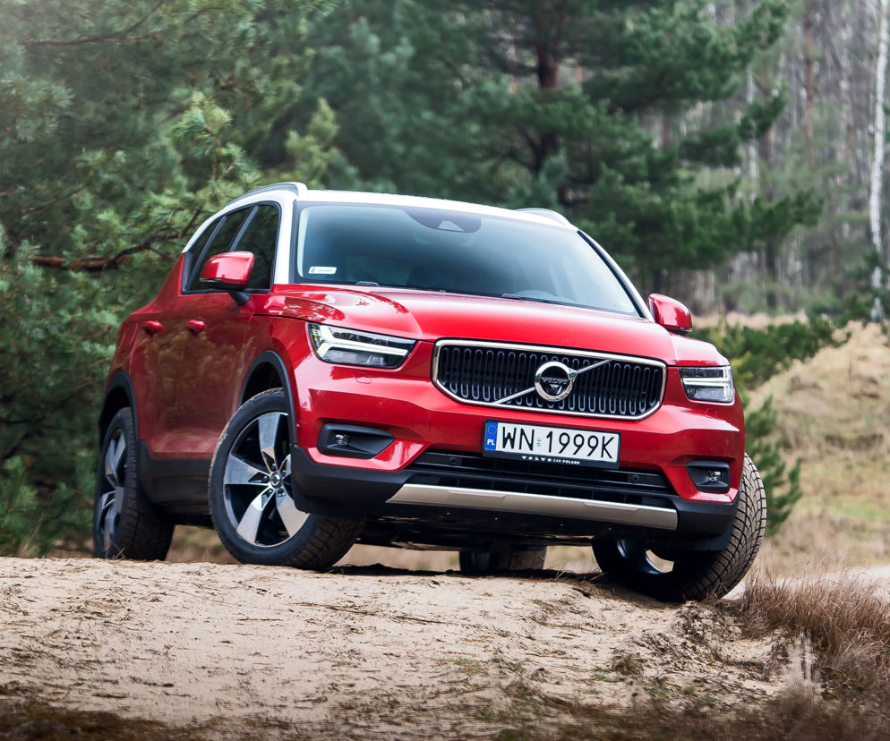 Volvo XC40 D4 AWD AT8 Momentum