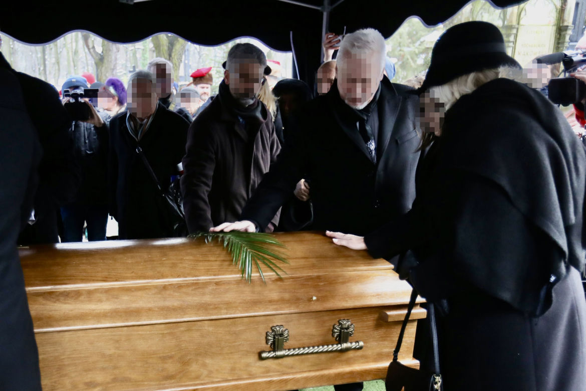 W ostatniej wiadomości z frontu Daniel przysłał ojcu wiersz Zbigniewa Herberta "Przesłanie Pana Cogito" 