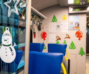 Koleje Śląskie mają świąteczną niespodziankę. Wystarczy kupić bilet, by przenieść się do innego świata