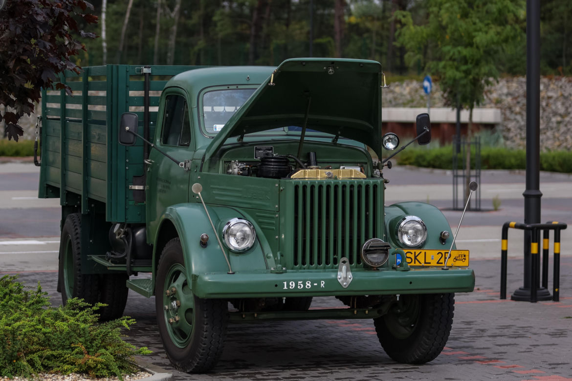 ClassicMania w Sosnowcu. Zlot pojazdów zabytkowych