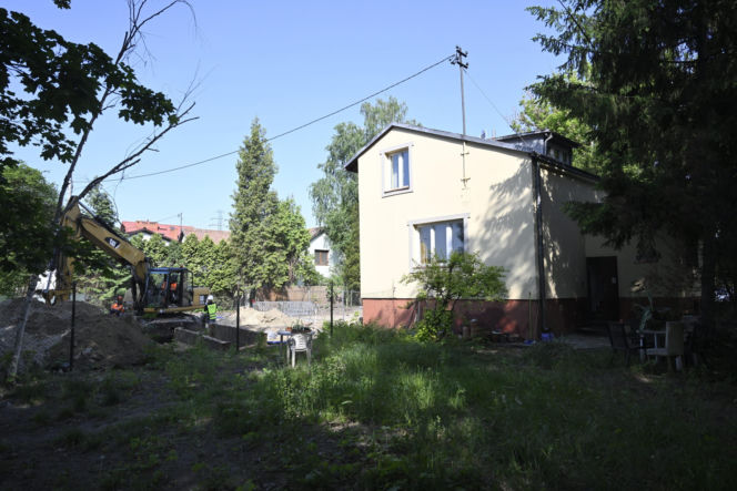 Miasto odbiera dom na Białołęce