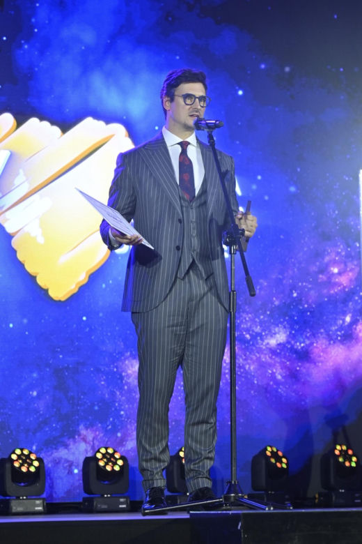 Moś w czerwieni, Woźniak-Starak w brązie i Bołądź w czerni. Która najlepiej?