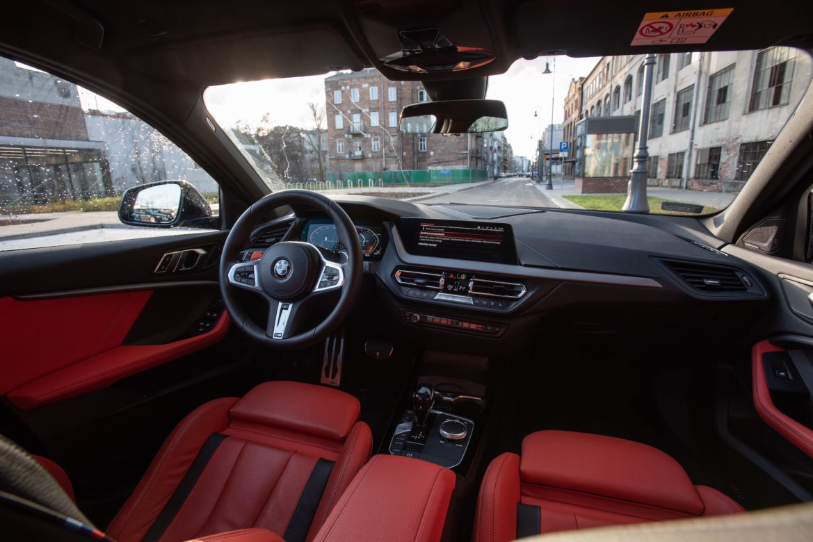 BMW 120d XDrive (F40)