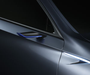 Lexus LS+