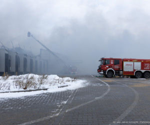 Pożar hali pod Poznaniem