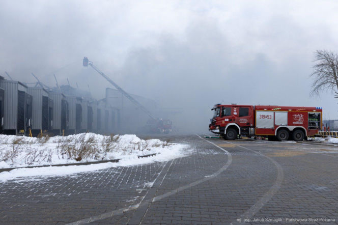 Pożar hali pod Poznaniem