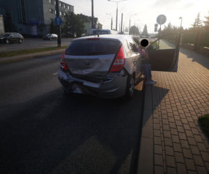 Poranny wypadek na ul. Fordońskiej w Bydgoszczy. Jedna osoba trafiła do szpitala [ZDJĘCIA]