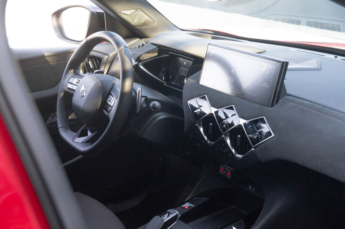 DS 3 Crossback 1.2 PureTech 155 Performance Line