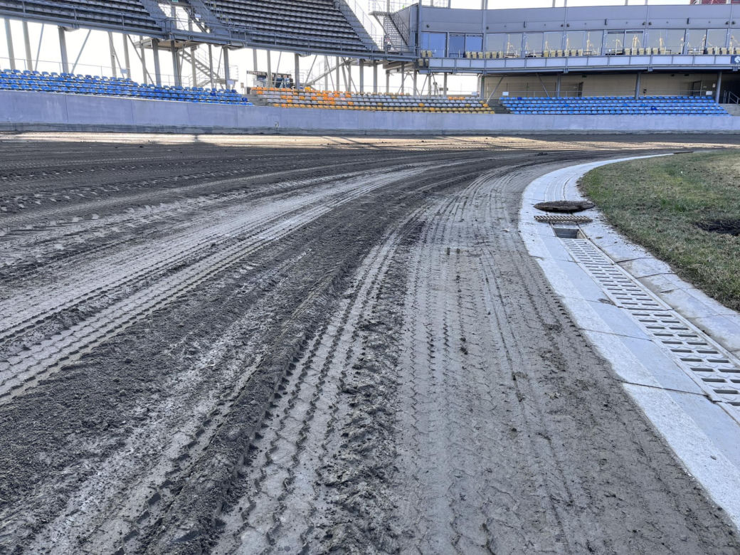 Tak wygląda stadion Stali Gorzów po zimowej przerwie. Kiedy 1. trening?