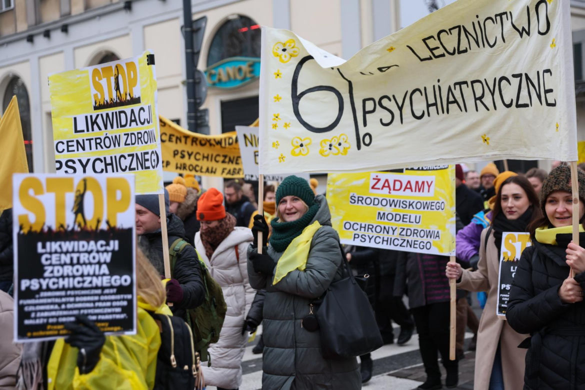 Żółty Marsz w obronie Centrów Zdrowia Psychicznego