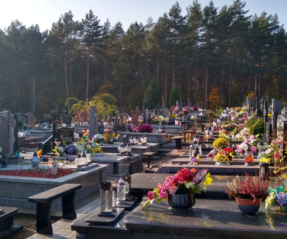 Piękna pogoda na Wszystkich Świętych. 1 listopada będą tłumy na cmentarzach?