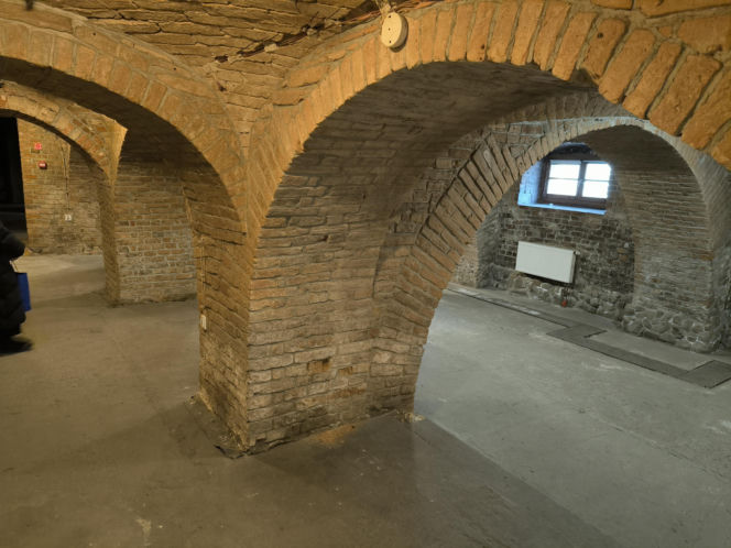 Stara biblioteka przy Chrobrego