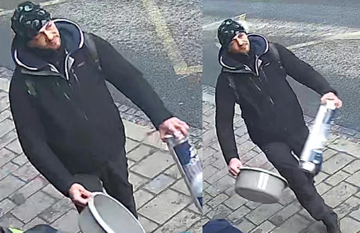 Bez powodu uderzył dziecko w twarz. Policja opublikowała zdjęcia