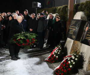 Jarosław Kaczyński w Starachowicach – Hołd dla Matki i Refleksje o Polsce