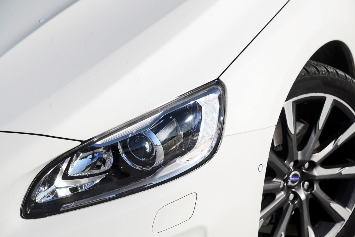 Volvo S60 T5