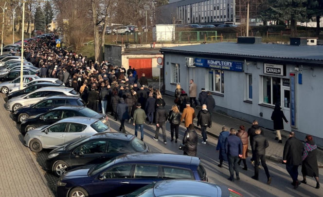 Pogrzeb braci, którzy zginęli w katastrofie śmigłowca pod Rzeszowem