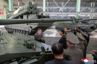 Korea Północna prezentuje broń zdolną uderzyć w stolicę Południa. Czy Seul jest na celowniku?
